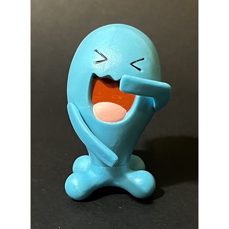 Figurine de combat Pokémon riant assortie